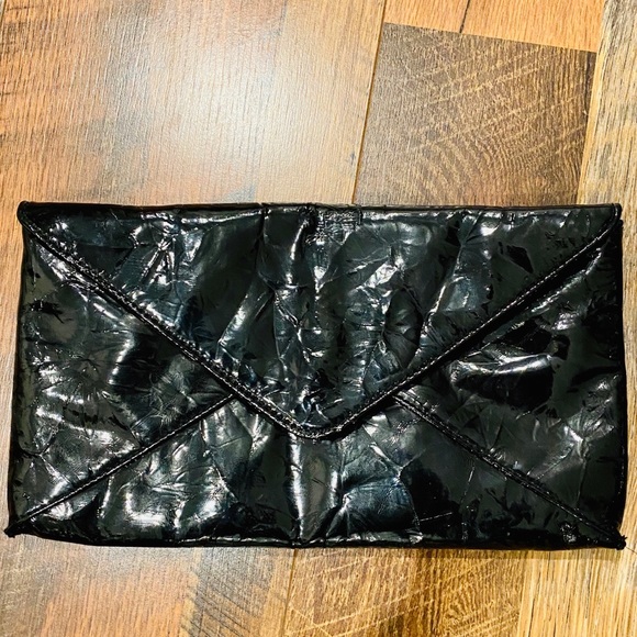 JESSICA MCCLINTOCK Black Patent Envelope Clutch - Picture 4 of 5